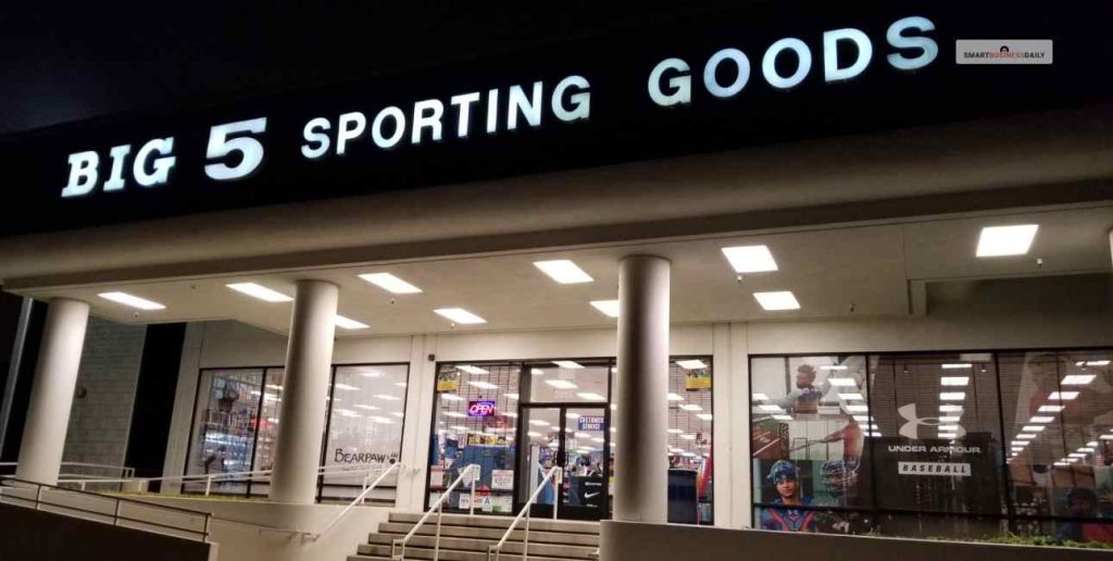 What Time Does Big 5 Sporting Goods Open?