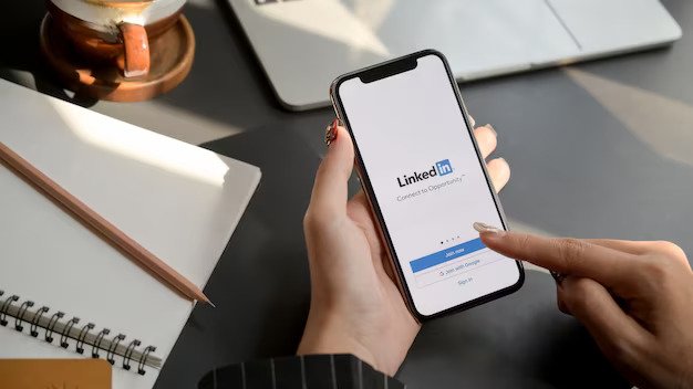 Effective Automating LinkedIn