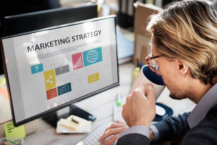 between traditional marketing and ABM marketing