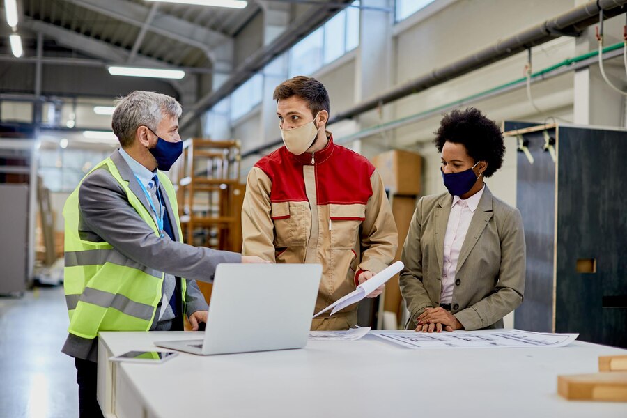 7 Safety Tips Every Warehouse Employee Must Be Aware Of