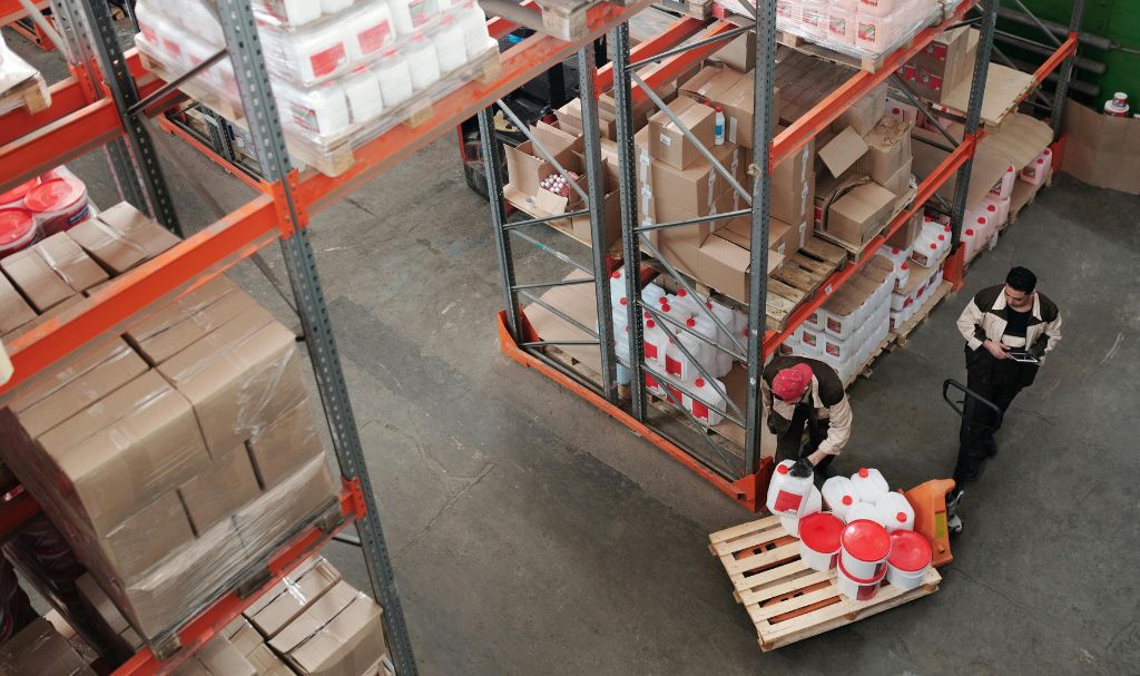 Integrating Technologies in Manufacturing Management