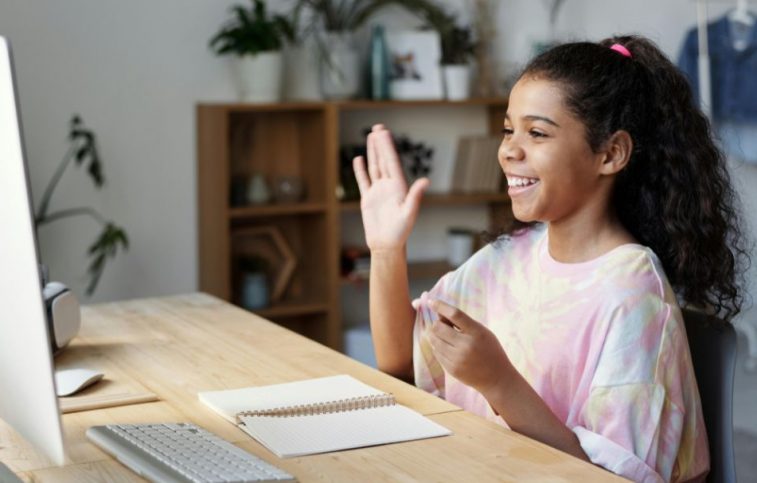 Online Education vs Real-World Studies