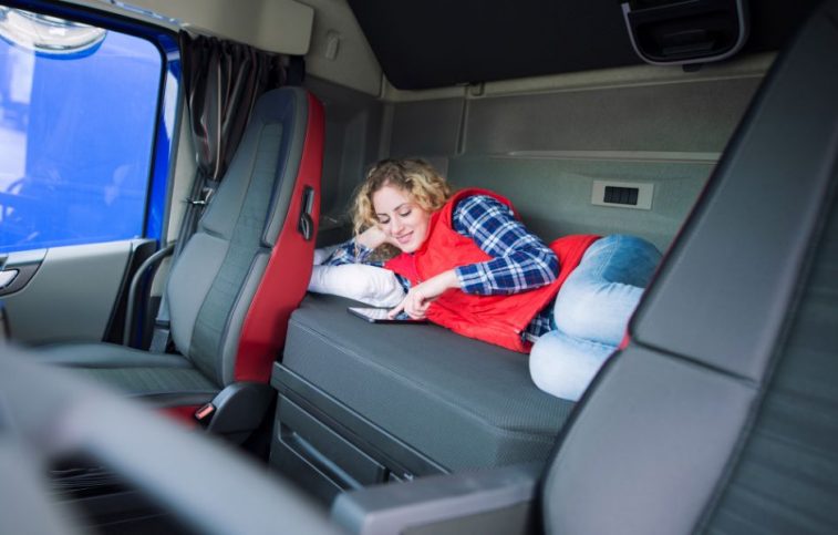 benefits of installing a custom truck seat cover