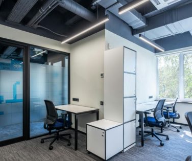 7 Signs Your Business Space Needs a Lift