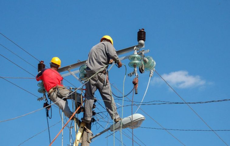 commercial electricity company