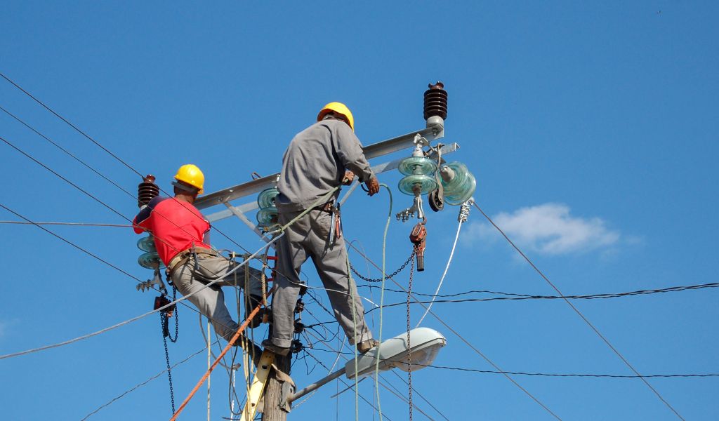 commercial electricity company