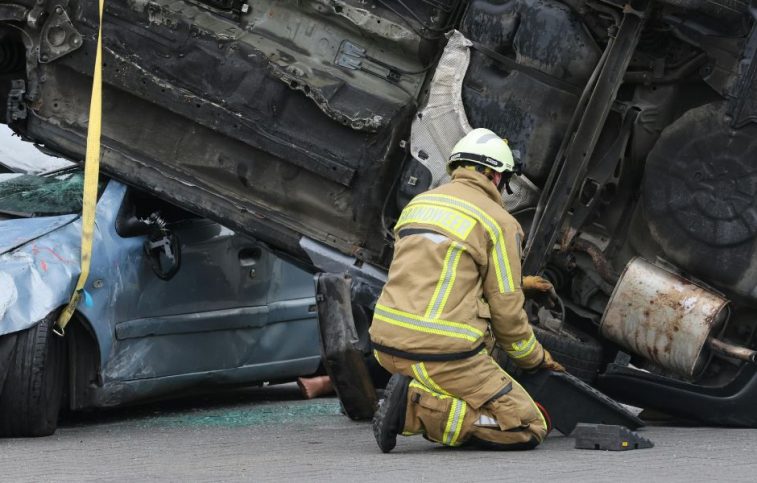 car accident claim vs lawsuit